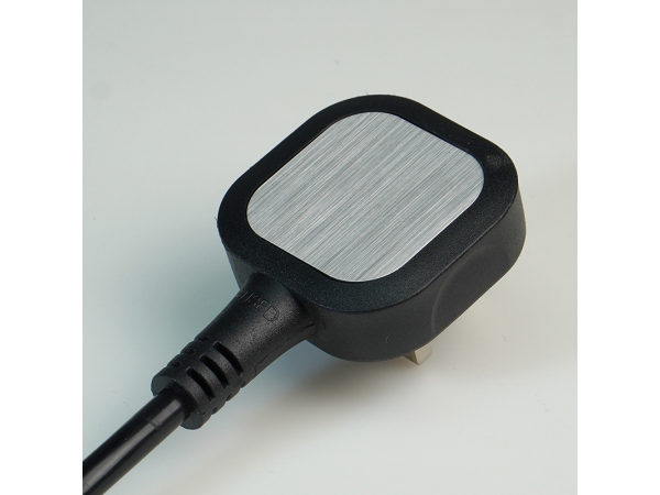 How to maintain the power cord of the washing machine?