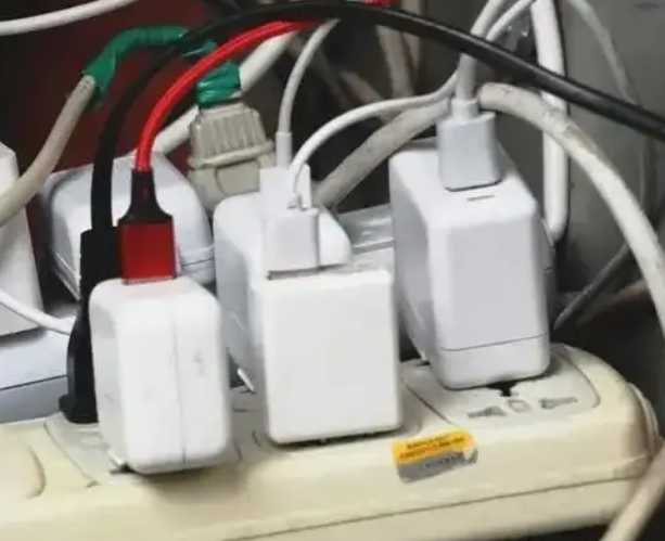 1776134828851435.png About Power Strip Safety.png