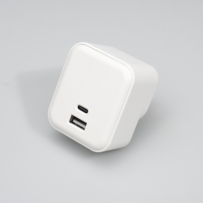 20W UK Travel Charger Adapter Mobile Phone Charger